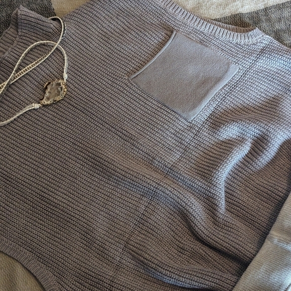 Check OUT CLOSET! FROM WHERE I POSH😉 CUTE OUTFIT🥰 - Picture 5 of 10